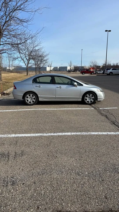 2011 Honda Civic 8th Gen - Image 6 of 13