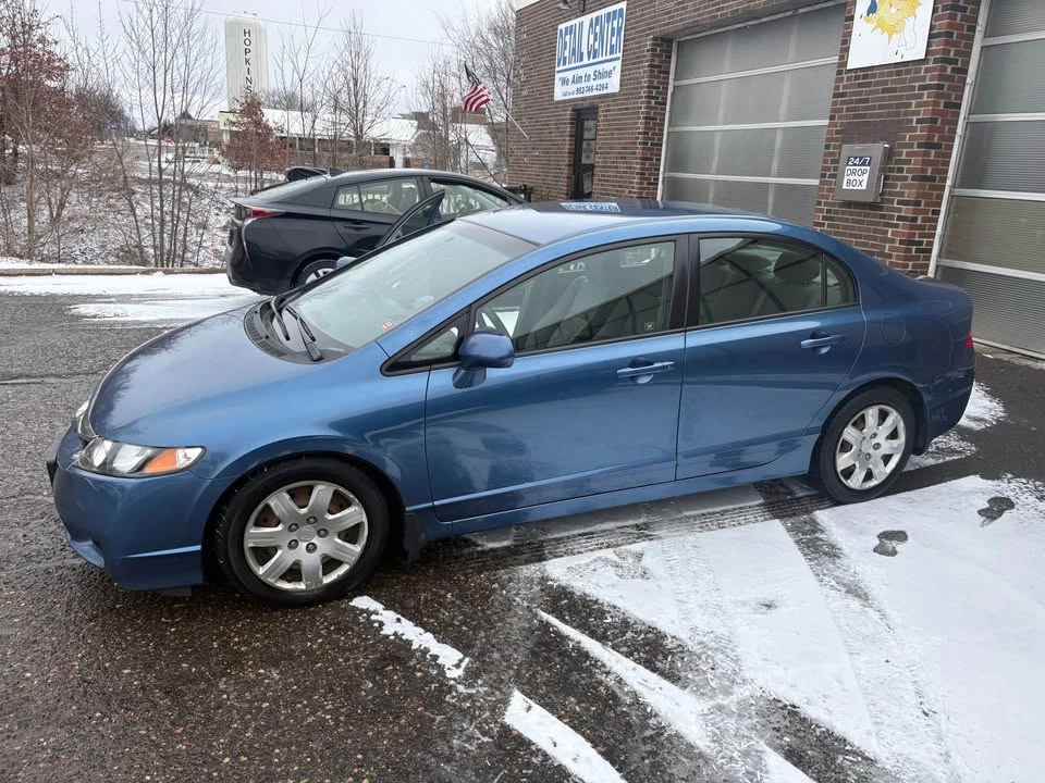 2011 Honda Civic 8th Gen - Image 3 of 20