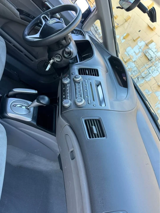 2011 Honda Civic 8th Gen - Image 6 of 10