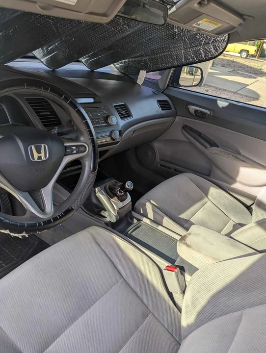 2011 Honda Civic 8th Gen - Image 5 of 9