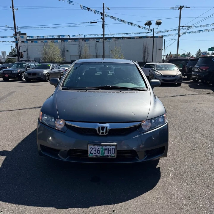2011 Honda Civic 8th Gen - Image 2 of 9