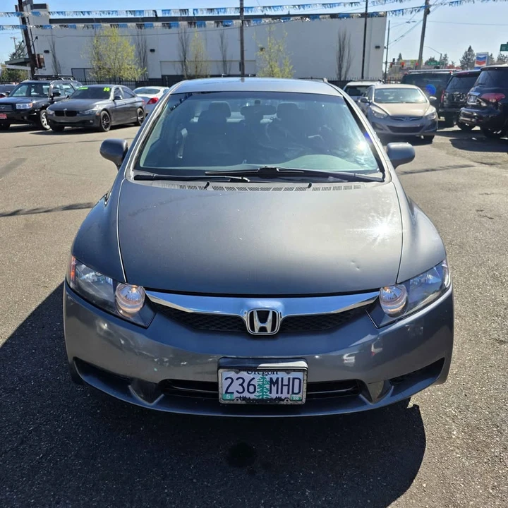 2011 Honda Civic 8th Gen - Image 3 of 15