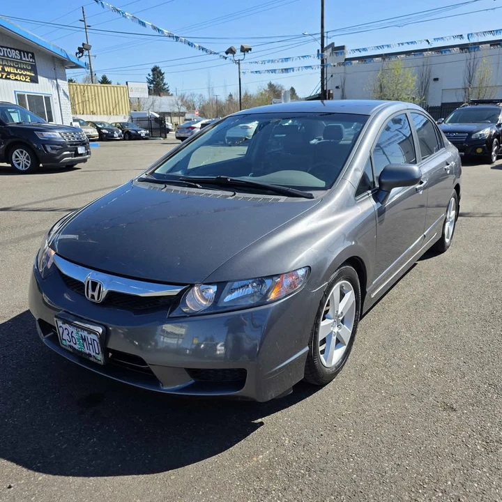 2011 Honda Civic 8th Gen - Image 2 of 15