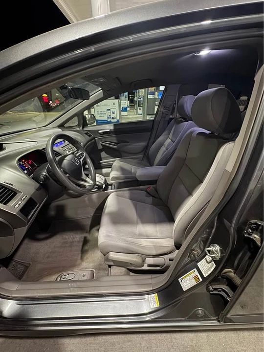 2011 Honda Civic 8th Gen - Image 5 of 14