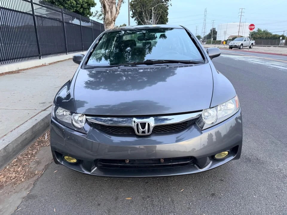 2011 Honda Civic 8th Gen - Image 5 of 17