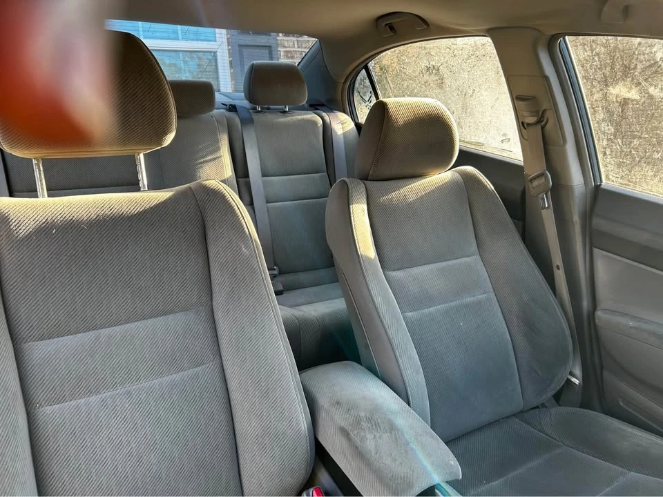 2011 Honda Civic 8th Gen - Image 14 of 18