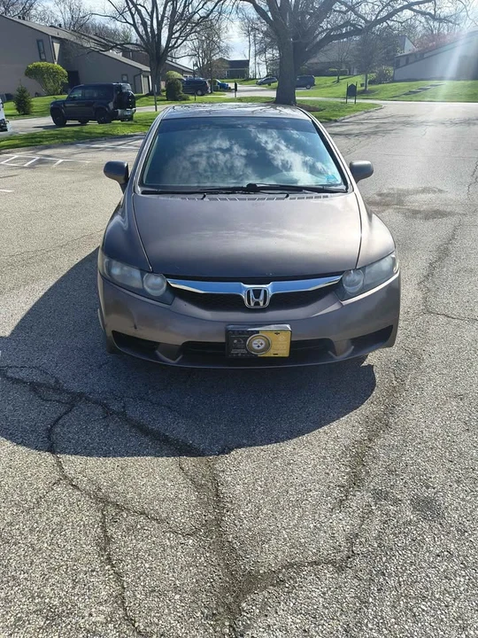 2011 Honda Civic 8th Gen - Image 3 of 10