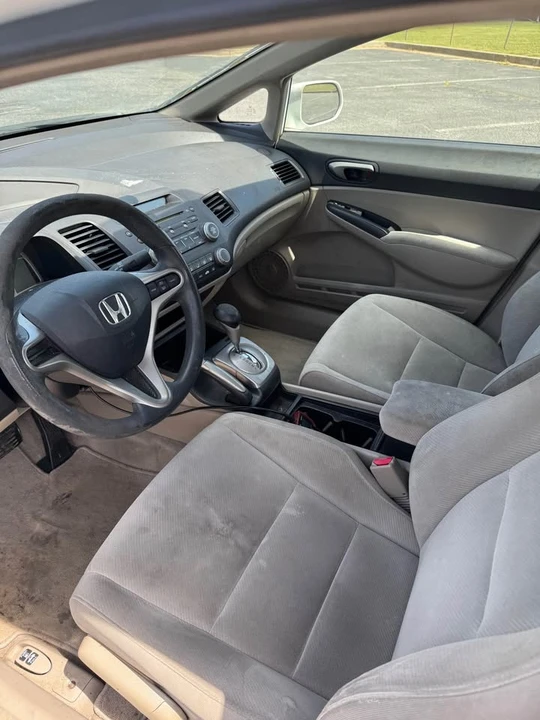 2011 Honda Civic 8th Gen - Image 13 of 14