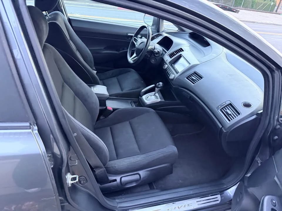 2011 Honda Civic 8th Gen - Image 16 of 17