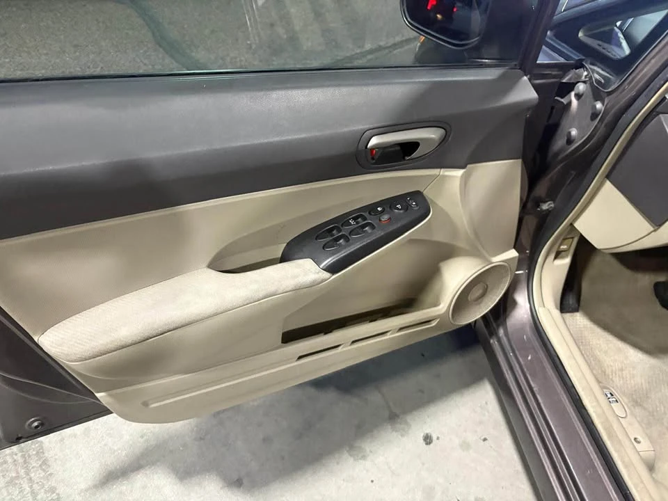 2011 Honda Civic 8th Gen - Image 15 of 16