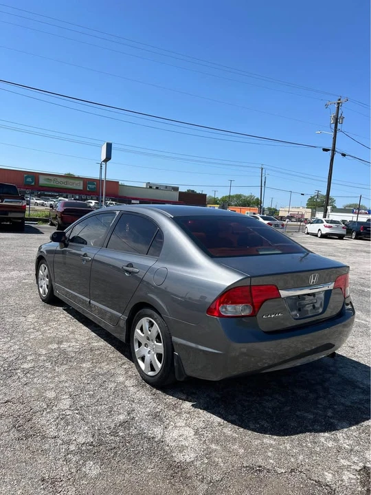 2011 Honda Civic 8th Gen - Image 4 of 14