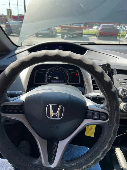 2011 Honda Civic 8th Gen - Image 9 of 14