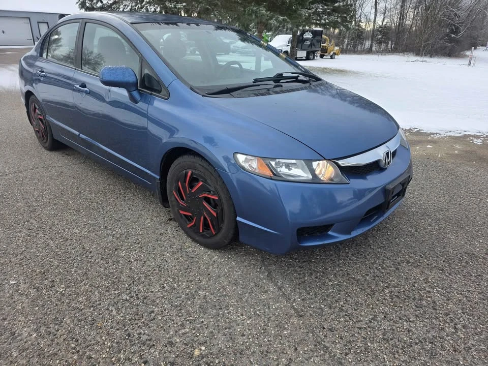 2011 Honda Civic 8th Gen - Image 15 of 16