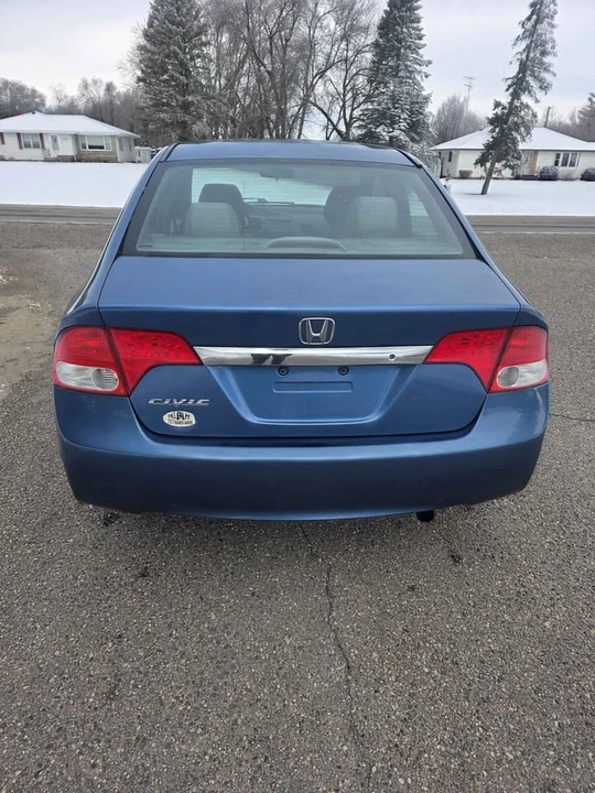 2011 Honda Civic 8th Gen - Image 11 of 16