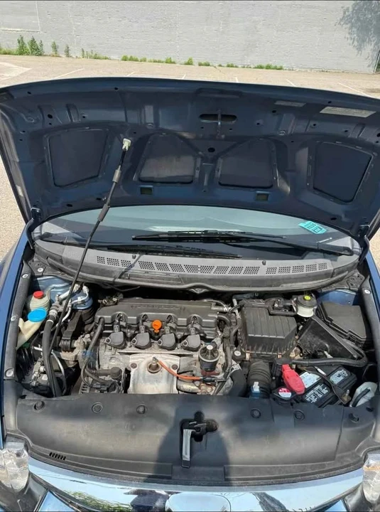2011 Honda Civic 8th Gen - Image 5 of 6