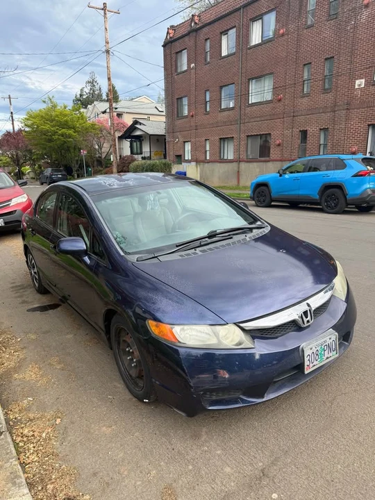 2011 Honda Civic 8th Gen - Image 6 of 11