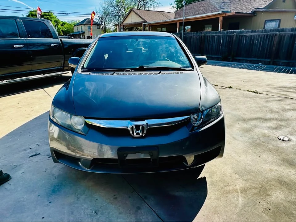 2011 Honda Civic 8th Gen - Image 7 of 10
