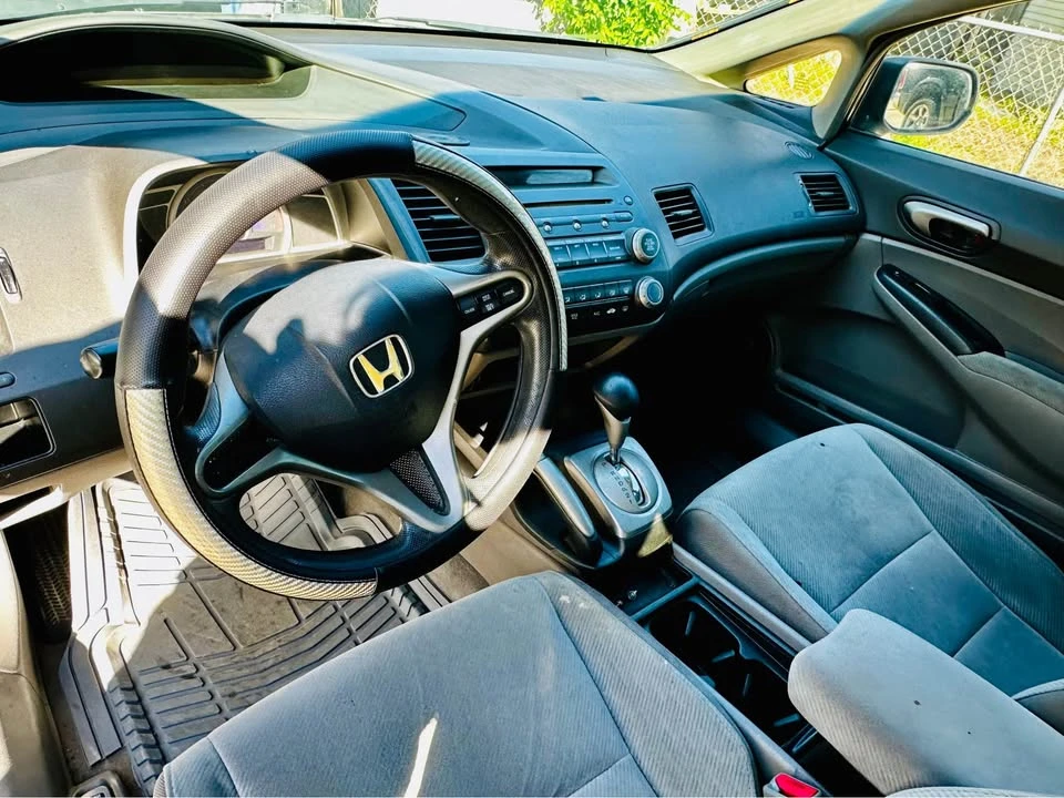 2011 Honda Civic 8th Gen - Image 10 of 10