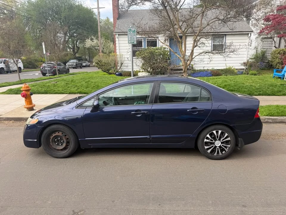 2011 Honda Civic 8th Gen - Image 10 of 11