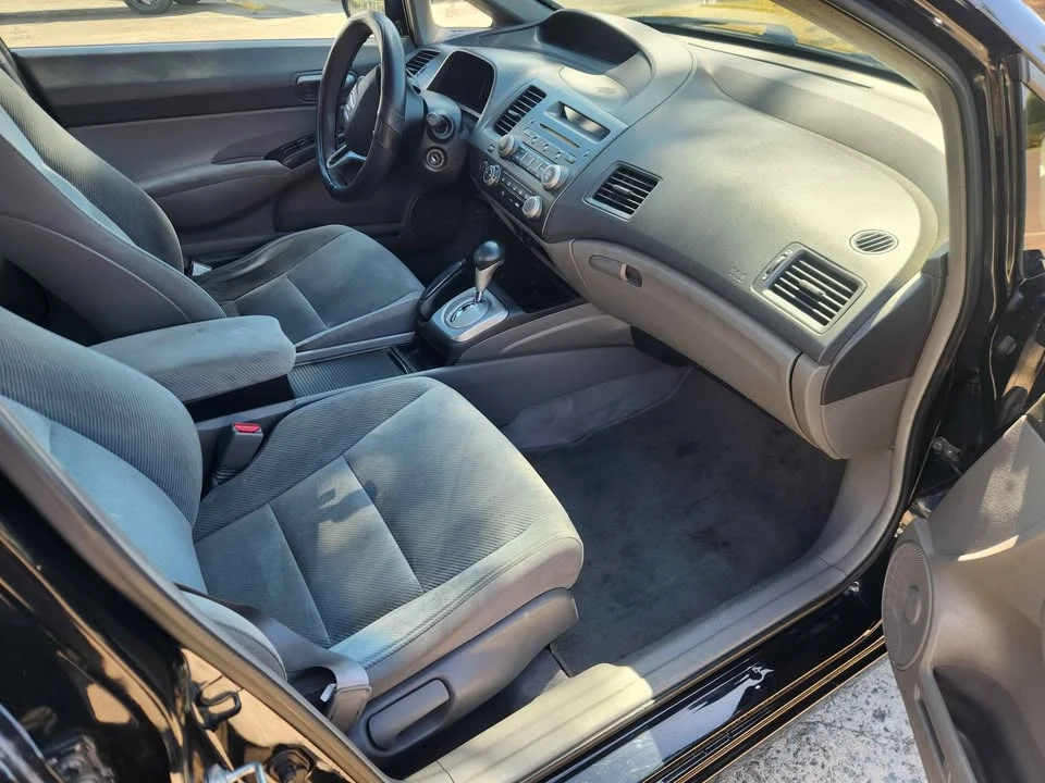 2011 Honda Civic 8th Gen - Image 7 of 10