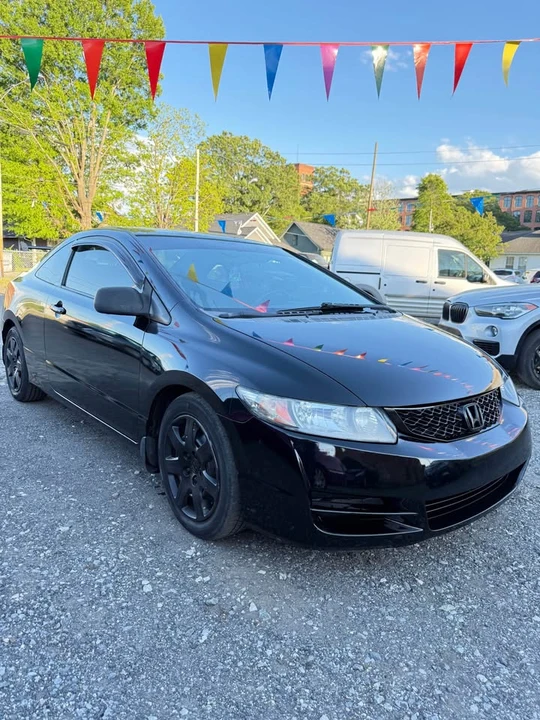 2011 Honda Civic 8th Gen - Image 3 of 10