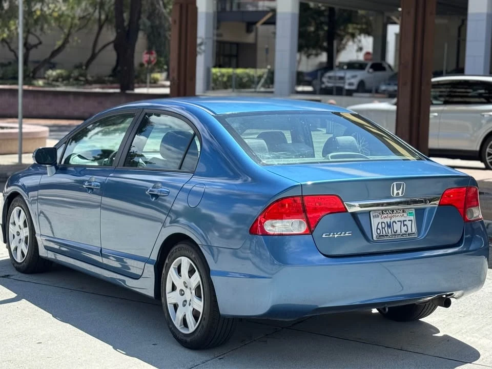2011 Honda Civic 8th Gen - Image 4 of 20