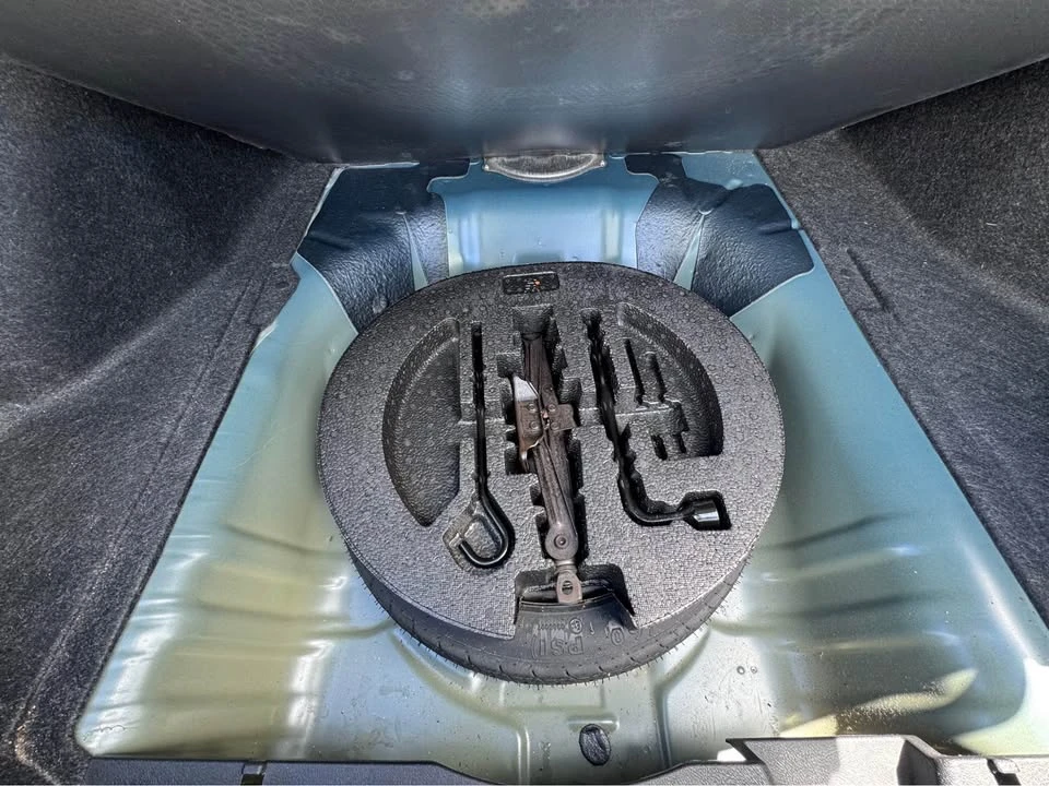 2011 Honda Civic 8th Gen - Image 12 of 20