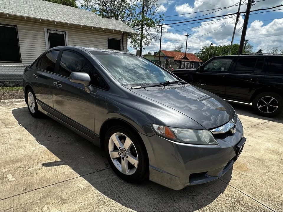 2011 Honda Civic 8th Gen - Image 6 of 10