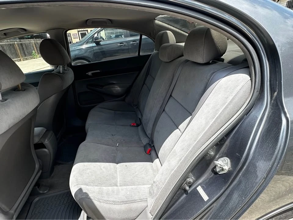 2011 Honda Civic 8th Gen - Image 9 of 10