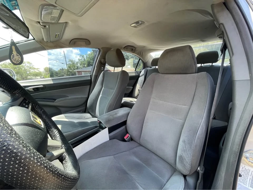 2011 Honda Civic 8th Gen - Image 8 of 11
