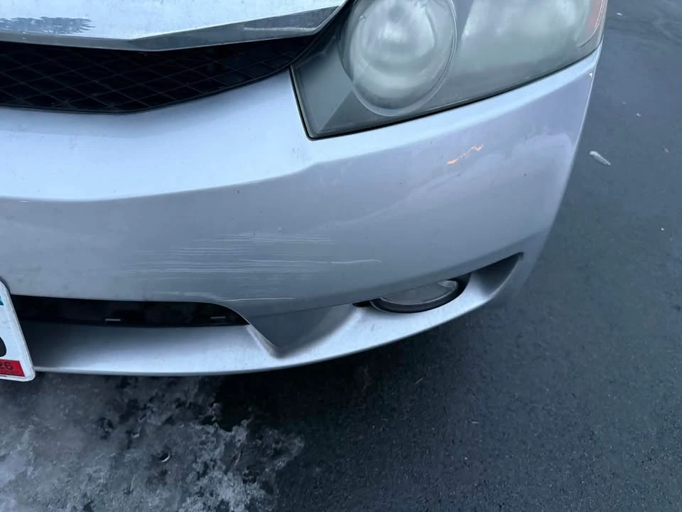 2011 Honda Civic 8th Gen - Image 5 of 13