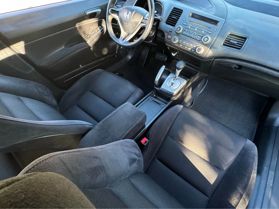 2011 Honda Civic 8th Gen - Image 7 of 9