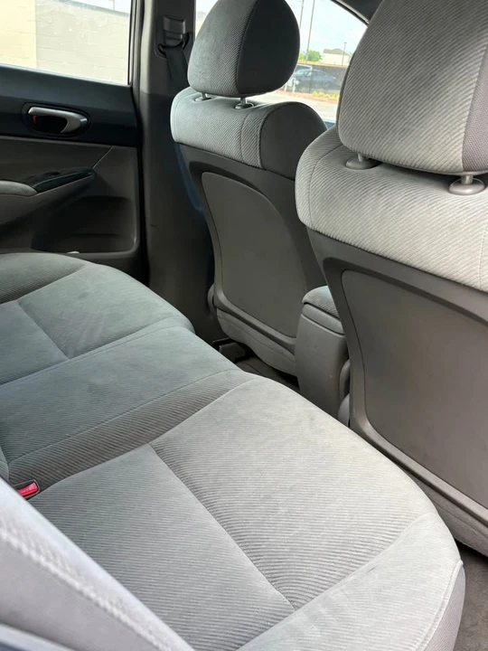 2011 Honda Civic 8th Gen - Image 13 of 17