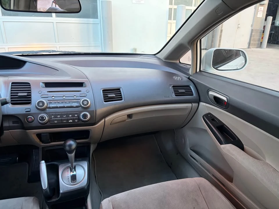 2011 Honda Civic 8th Gen - Image 10 of 18