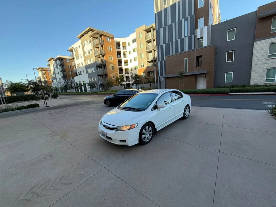 2011 Honda Civic 8th Gen - Image 16 of 18