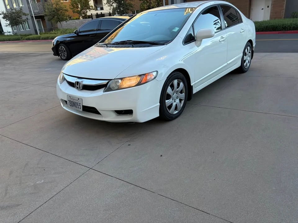 2011 Honda Civic 8th Gen - Image 12 of 18