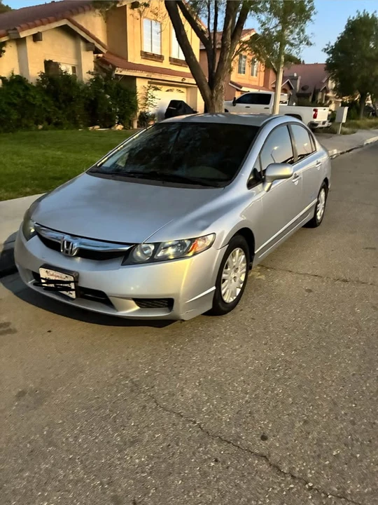 2011 Honda Civic 8th Gen - Image 10 of 13
