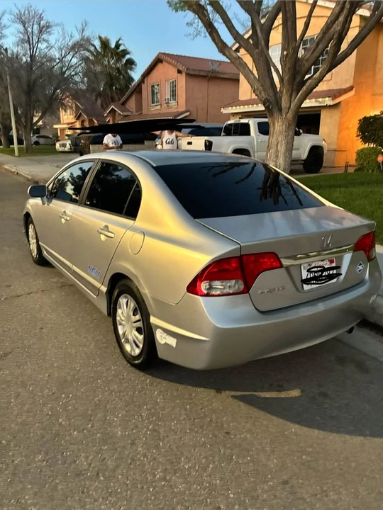2011 Honda Civic 8th Gen - Image 9 of 13