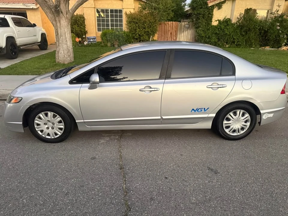2011 Honda Civic 8th Gen - Image 3 of 13