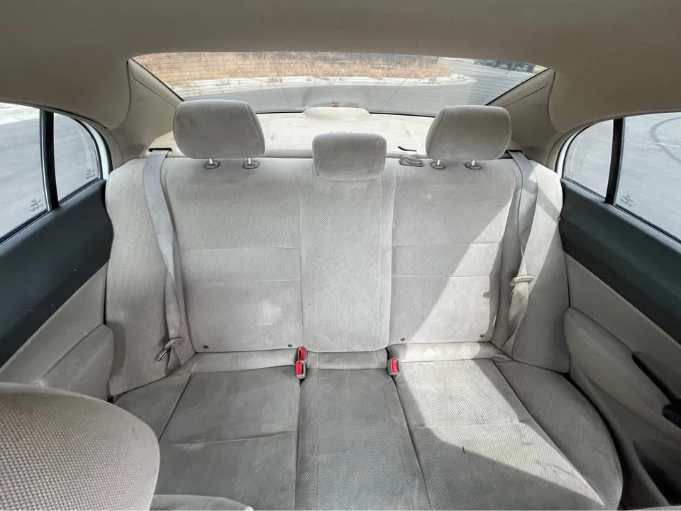 2011 Honda Civic 8th Gen - Image 9 of 12