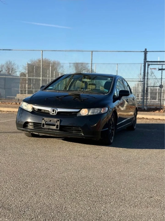 2011 Honda Civic 8th Gen - Image 3 of 16