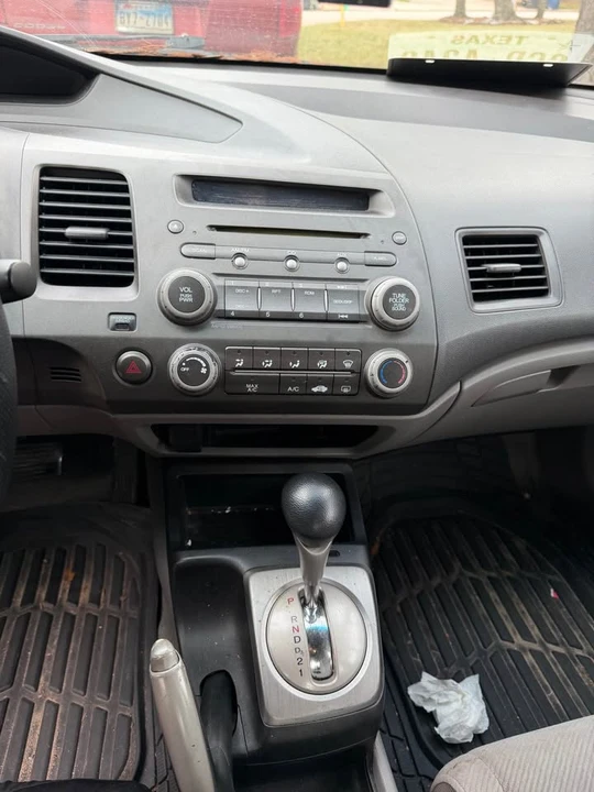2011 Honda Civic 8th Gen - Image 6 of 6