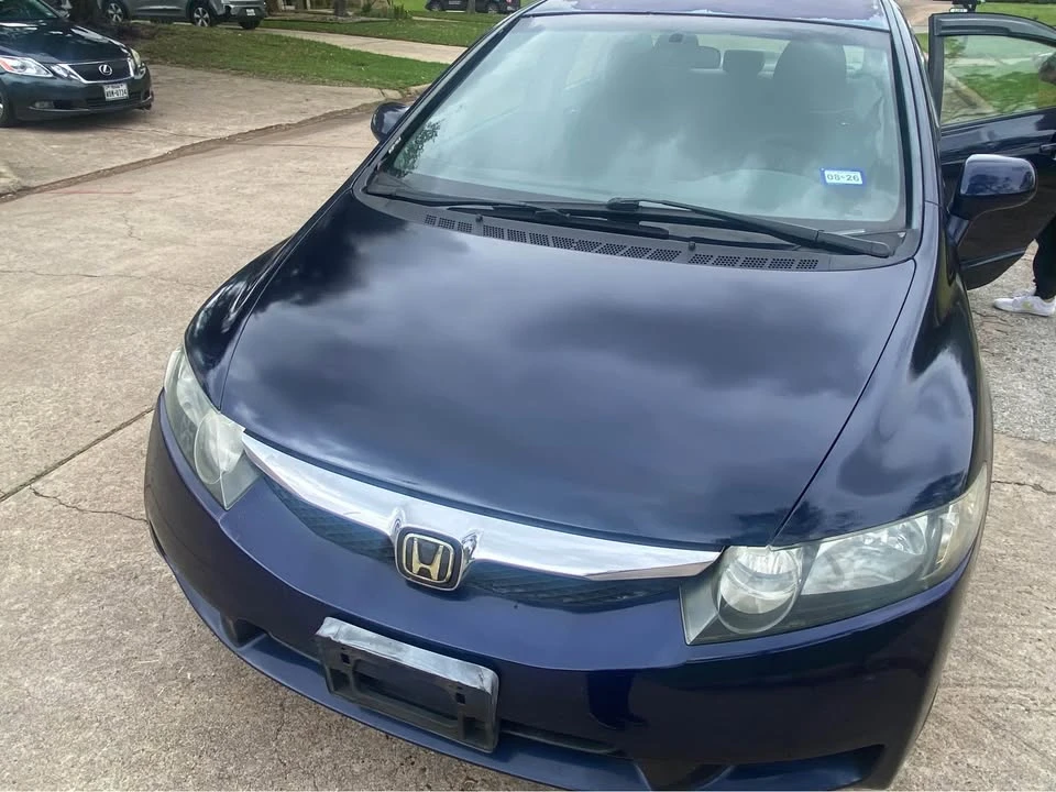 2011 Honda Civic 8th Gen - Image 5 of 11