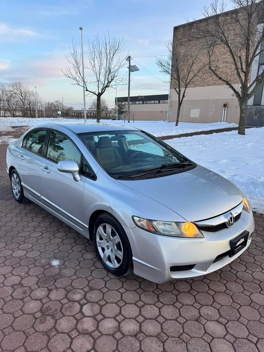 2011 Honda Civic 8th Gen - Image 2 of 14