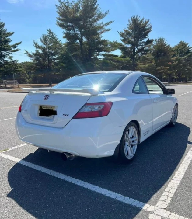 2011 Honda Civic Si 8th Gen - Image 4 of 8