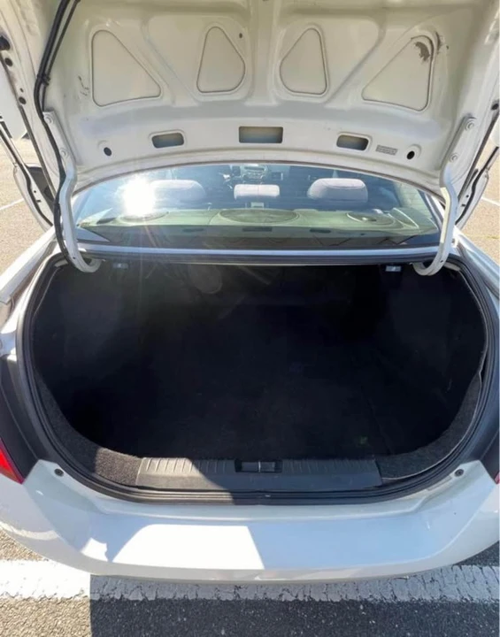 2011 Honda Civic Si 8th Gen - Image 8 of 8