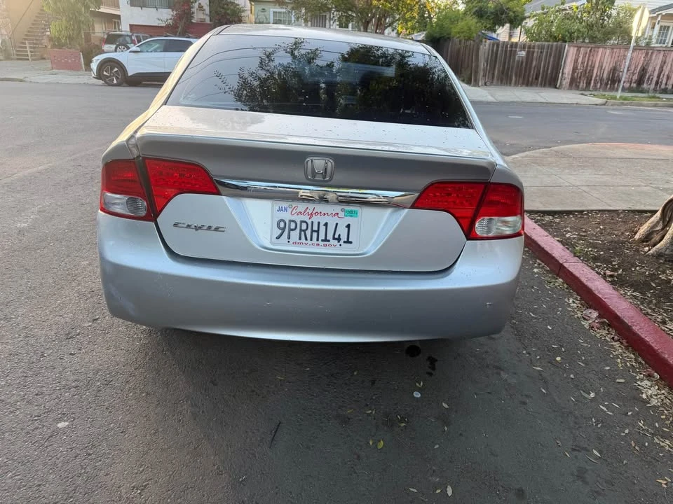 2011 Honda Civic 8th Gen - Image 4 of 18