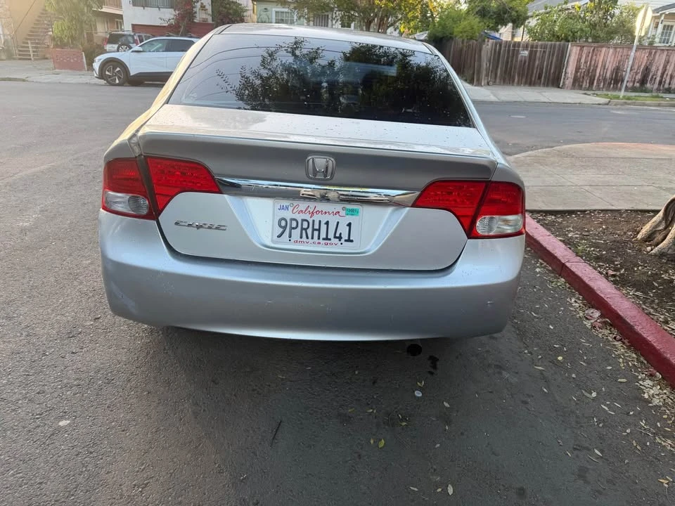 2011 Honda Civic 8th Gen - Image 7 of 18