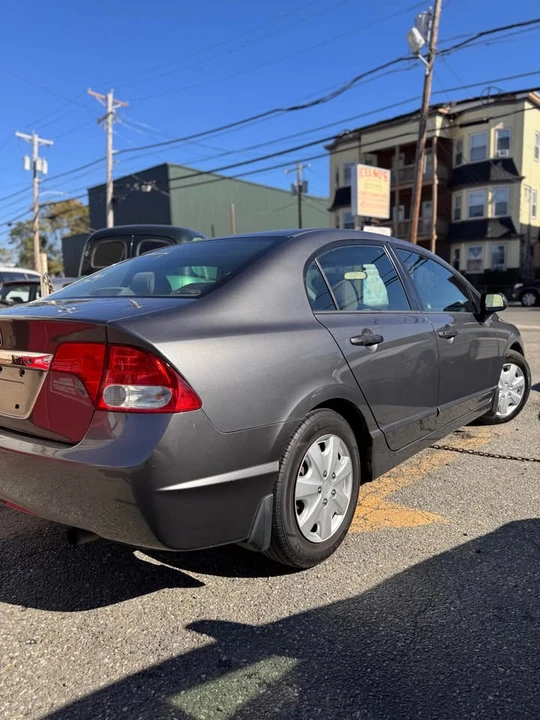 2011 Honda Civic 8th Gen - Image 3 of 17