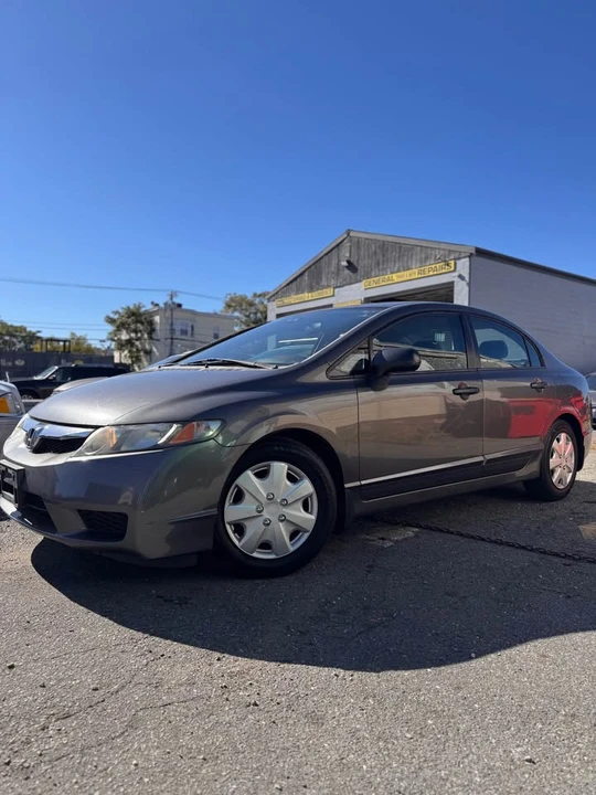 2011 Honda Civic 8th Gen - Image 2 of 17